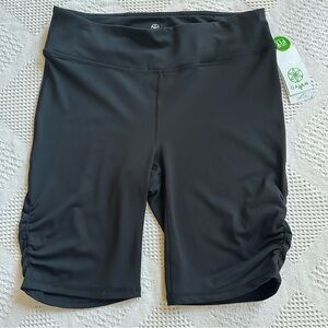 NWT Gaiam The Om Fit Yoga Women ‘s Shorts - Lg - Om Dri Athletic Workout Gym